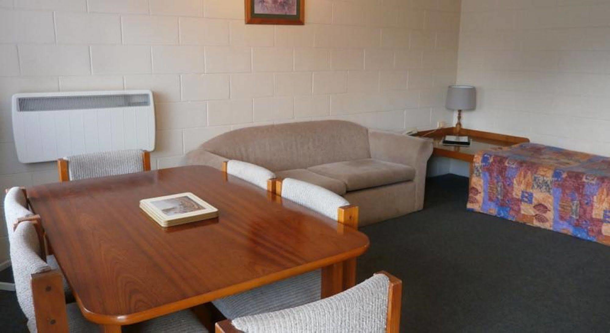 Aberdeen Court Apartments Launceston Esterno foto
